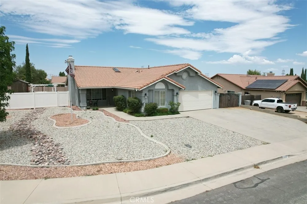 14532 Tanglewood Court Hesperia, CA 92345