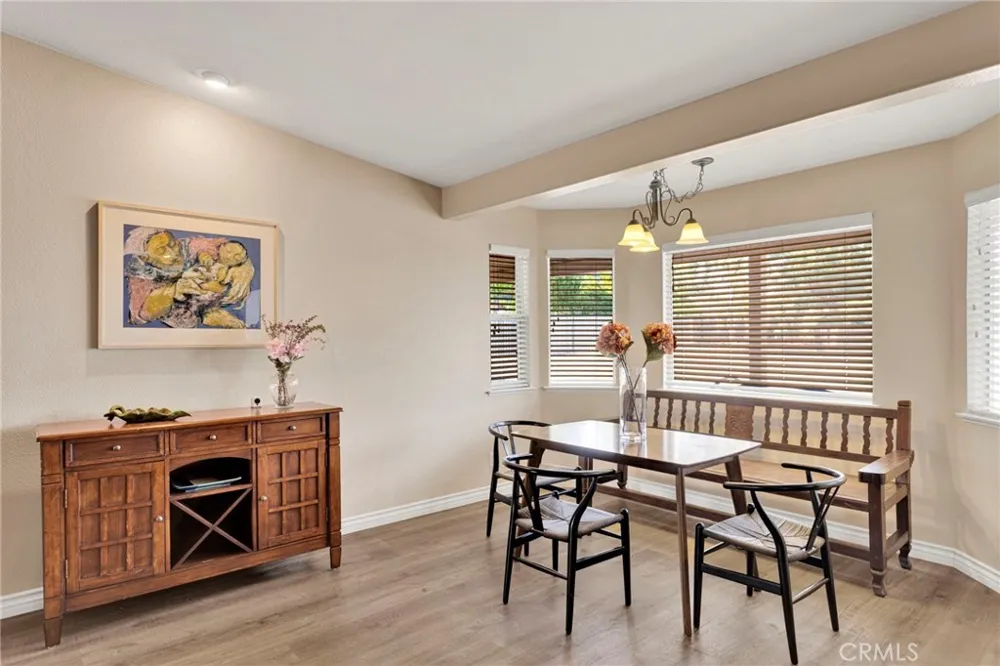 16249 Crown Valley Drive Apple Valley, CA 92307