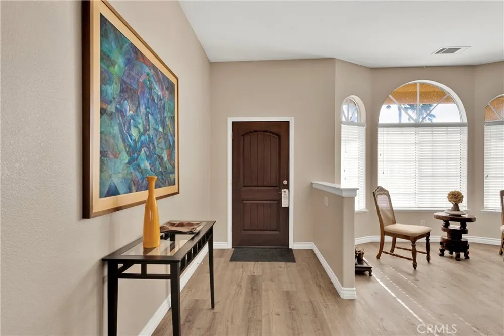 16249 Crown Valley Drive Apple Valley, CA 92307