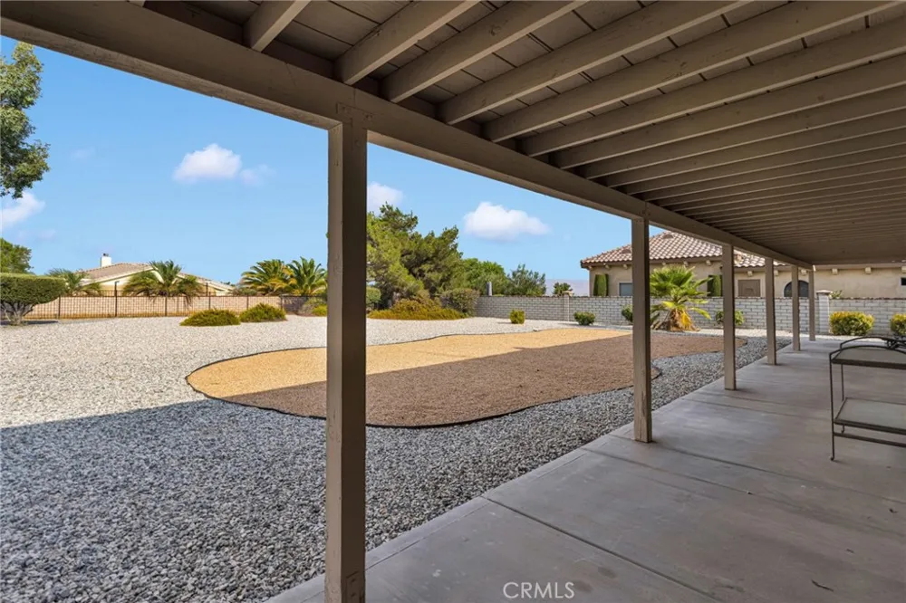 16249 Crown Valley Drive Apple Valley, CA 92307