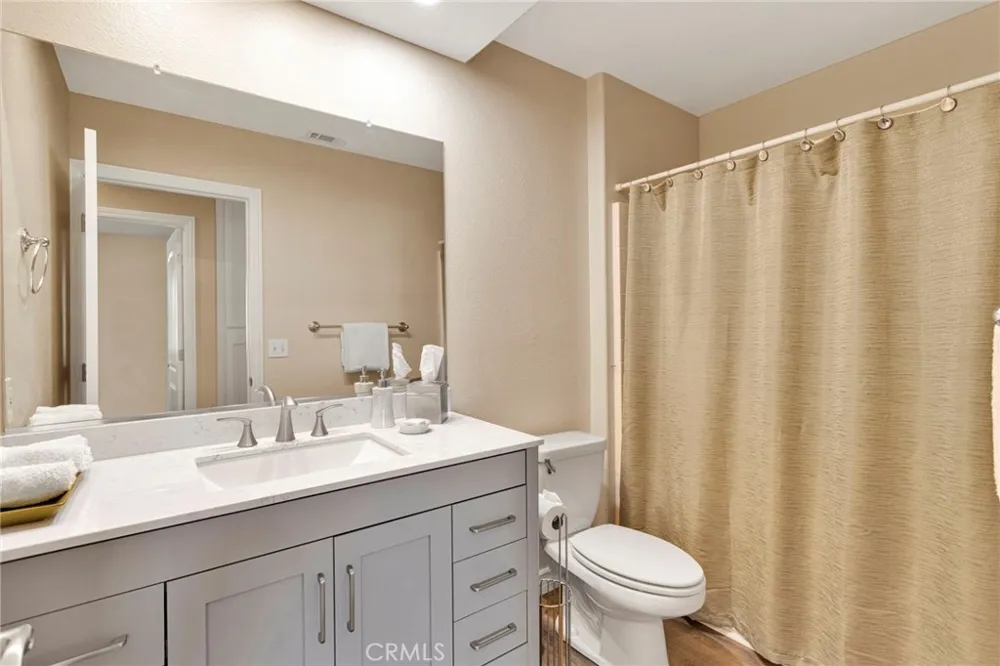 16249 Crown Valley Drive Apple Valley, CA 92307