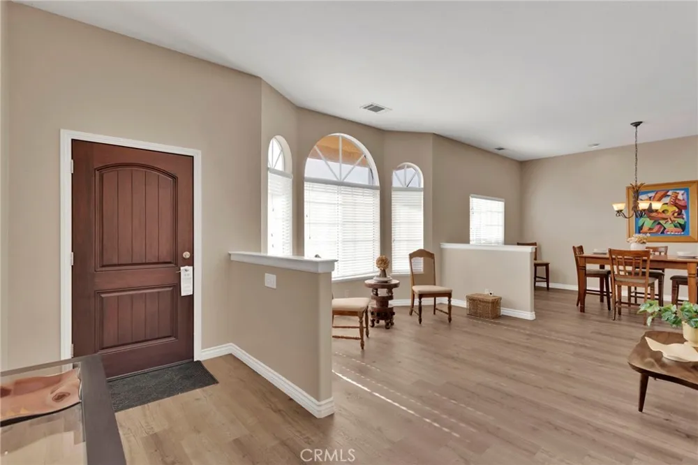 16249 Crown Valley Drive Apple Valley, CA 92307