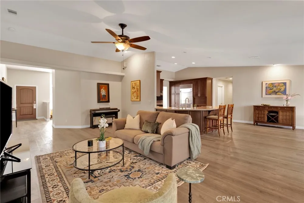 16249 Crown Valley Drive Apple Valley, CA 92307