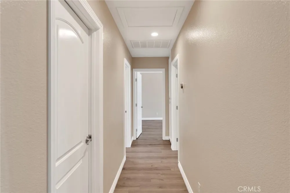16249 Crown Valley Drive Apple Valley, CA 92307