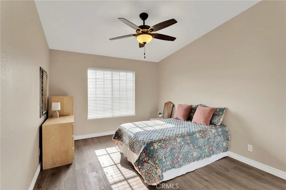 16249 Crown Valley Drive Apple Valley, CA 92307