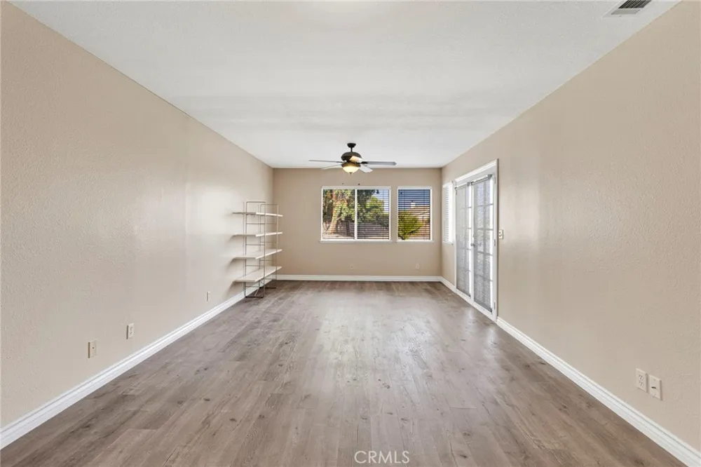 16249 Crown Valley Drive Apple Valley, CA 92307