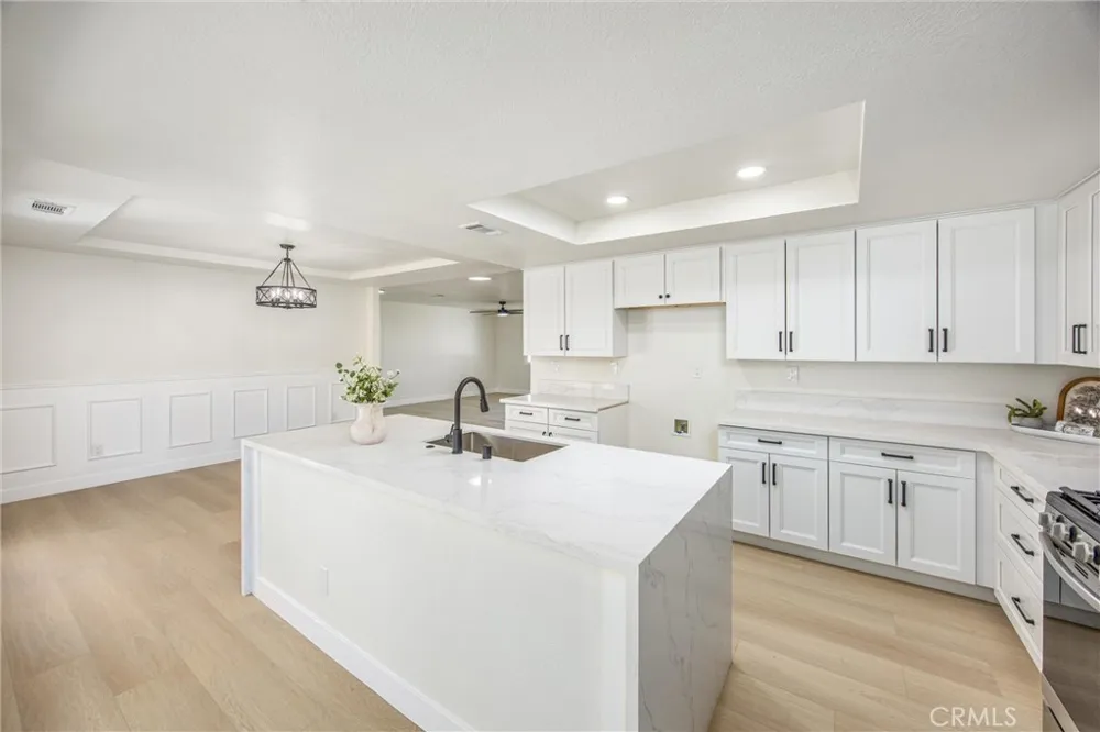 17405 Adobe Hesperia, CA 92345