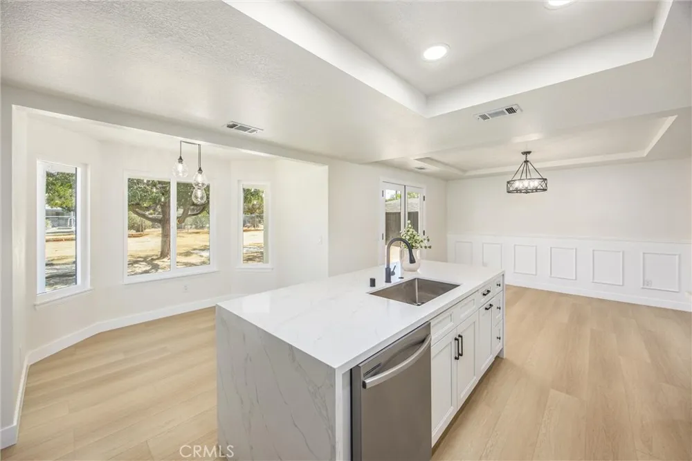 17405 Adobe Hesperia, CA 92345