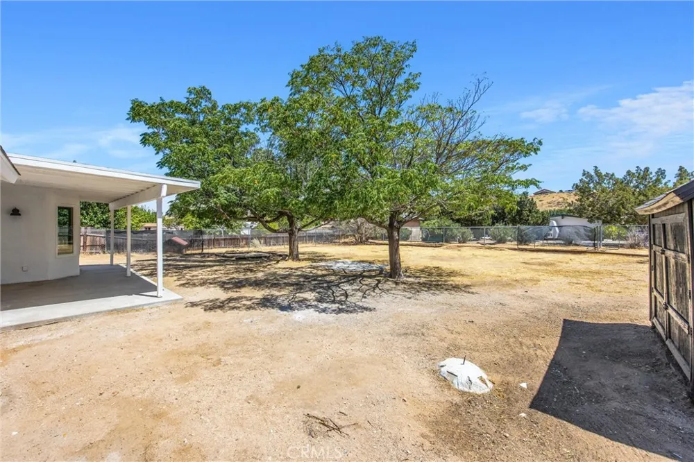 17405 Adobe Hesperia, CA 92345