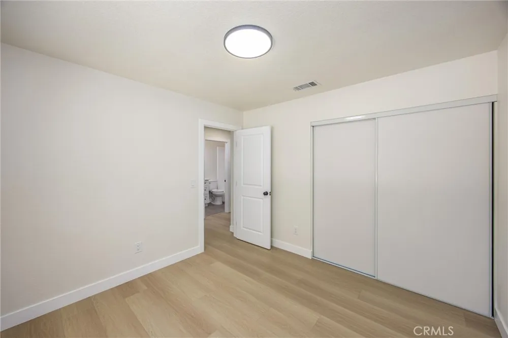 17405 Adobe Hesperia, CA 92345