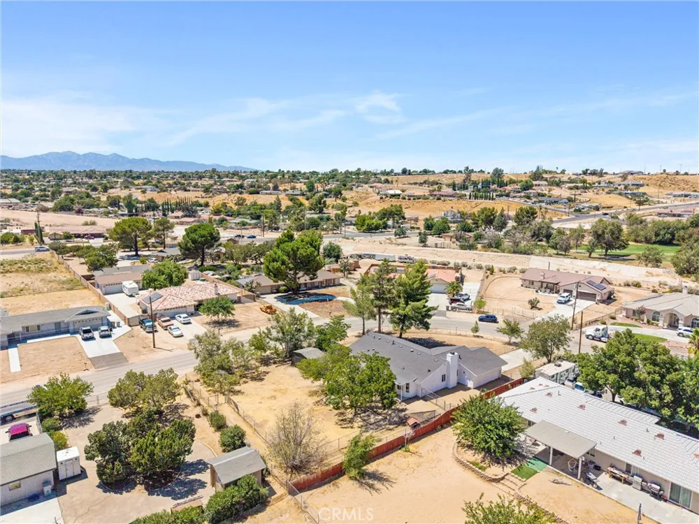 17405 Adobe Hesperia, CA 92345