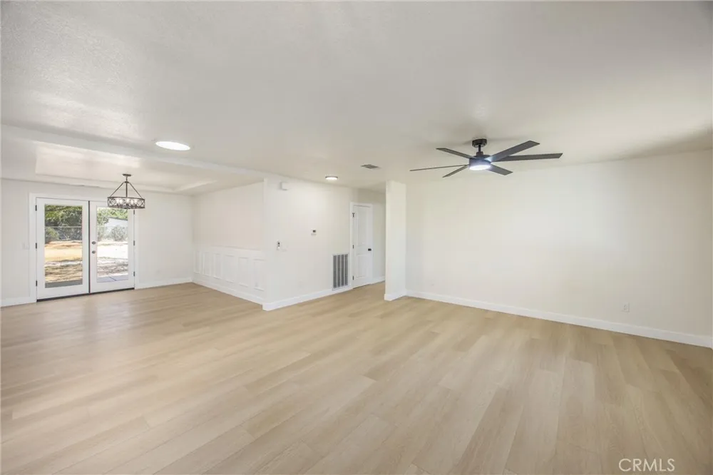 17405 Adobe Hesperia, CA 92345