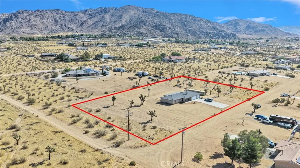 23520 Pala Apple Valley, CA 92307