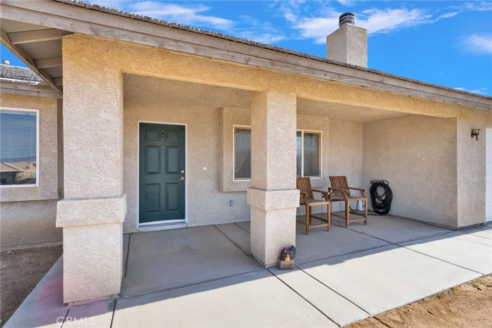 23520 Pala Apple Valley, CA 92307