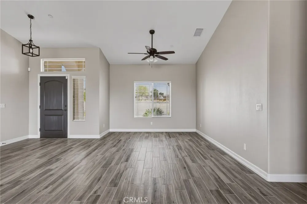 19011 Kaibab Apple Valley, CA 92307