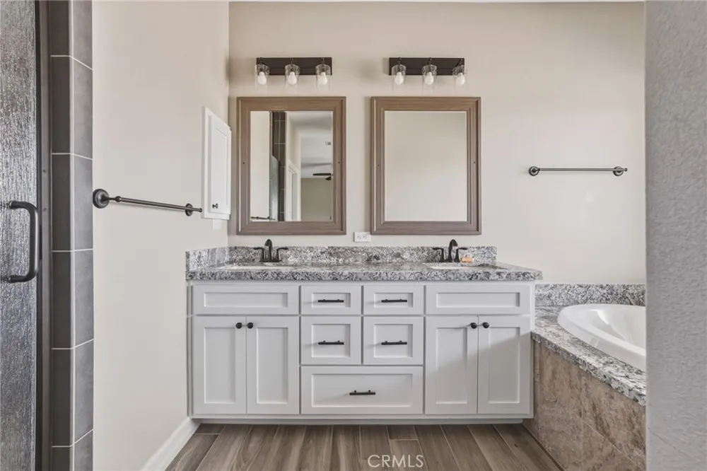 19011 Kaibab Apple Valley, CA 92307