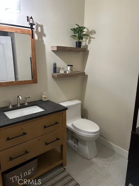 8265 Green Pinon Hills, CA 92372