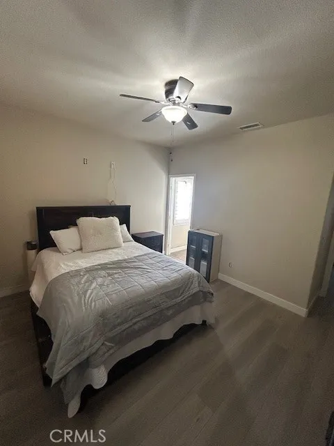 8265 Green Pinon Hills, CA 92372