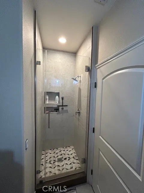 8265 Green Pinon Hills, CA 92372