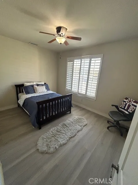 8265 Green Pinon Hills, CA 92372