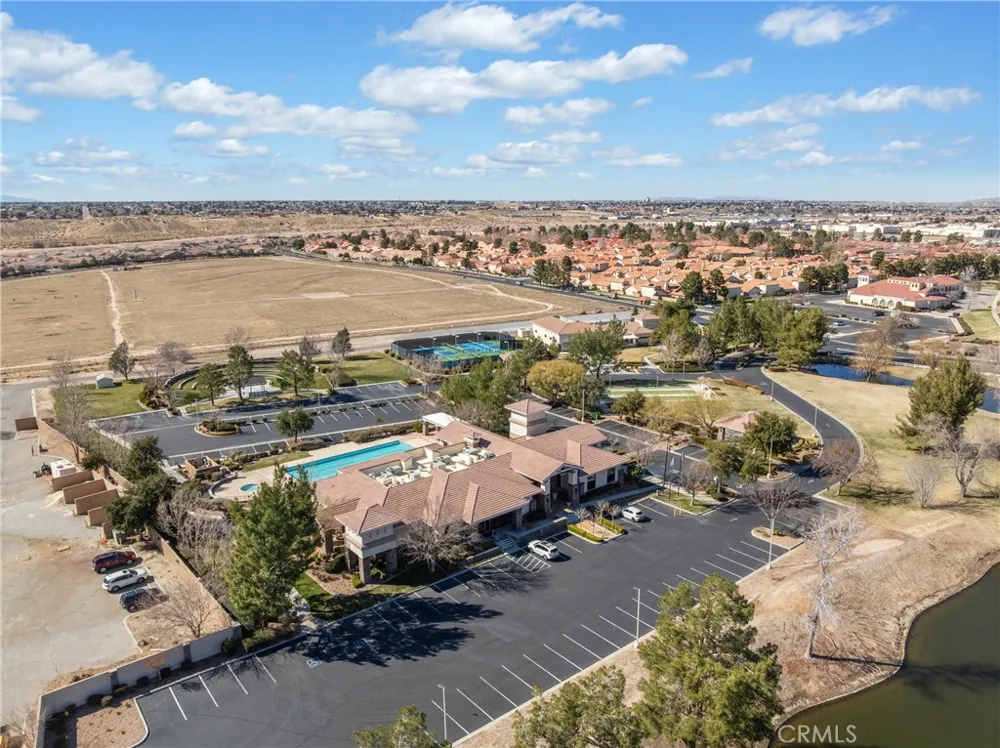 19064 Elm Drive Apple Valley, CA 92308