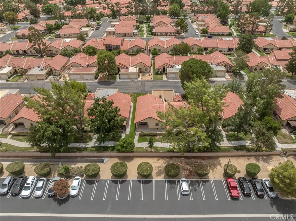 19064 Elm Drive Apple Valley, CA 92308