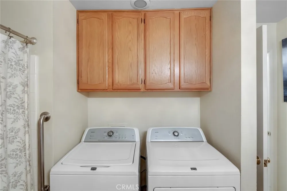 19064 Elm Drive Apple Valley, CA 92308