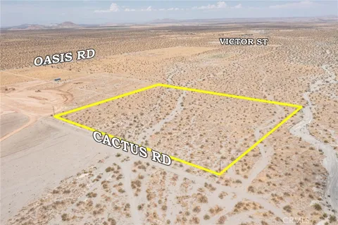 31001215 Cactus Road