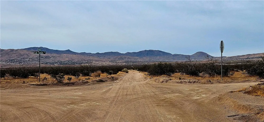 800 Las Tunas Dr. Apple Valley, CA 92308