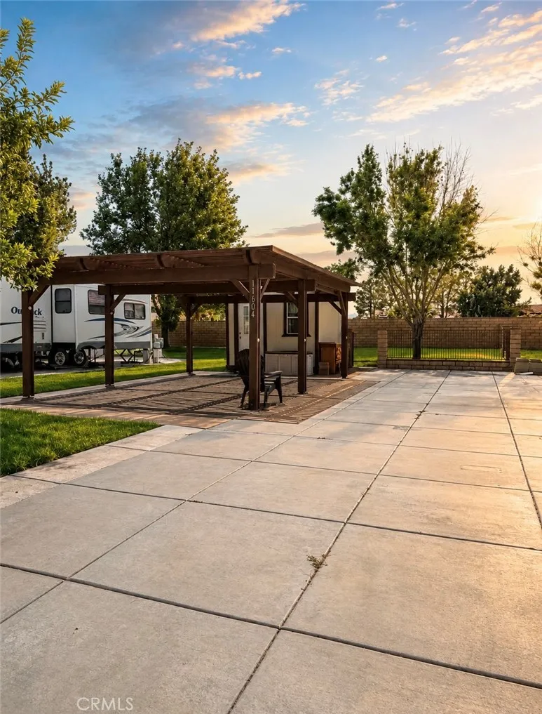 11604 Wedgewood Apple Valley, CA 92308
