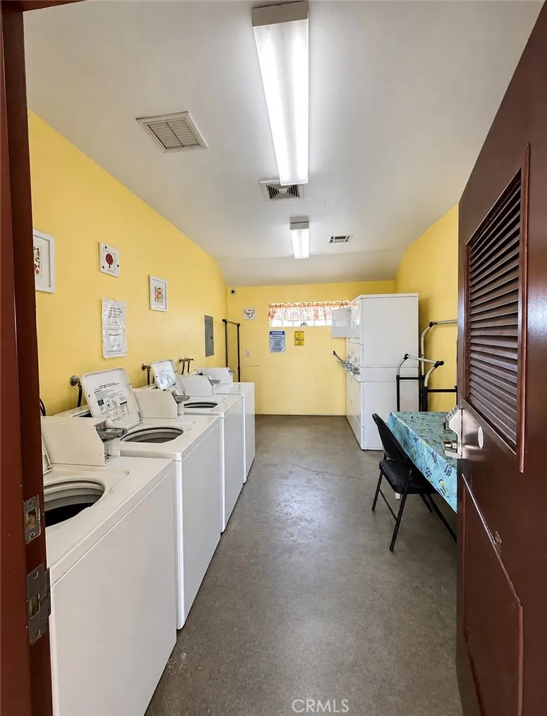 11604 Wedgewood Apple Valley, CA 92308