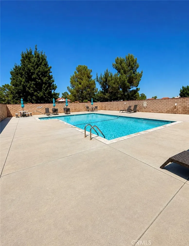 11604 Wedgewood Apple Valley, CA 92308