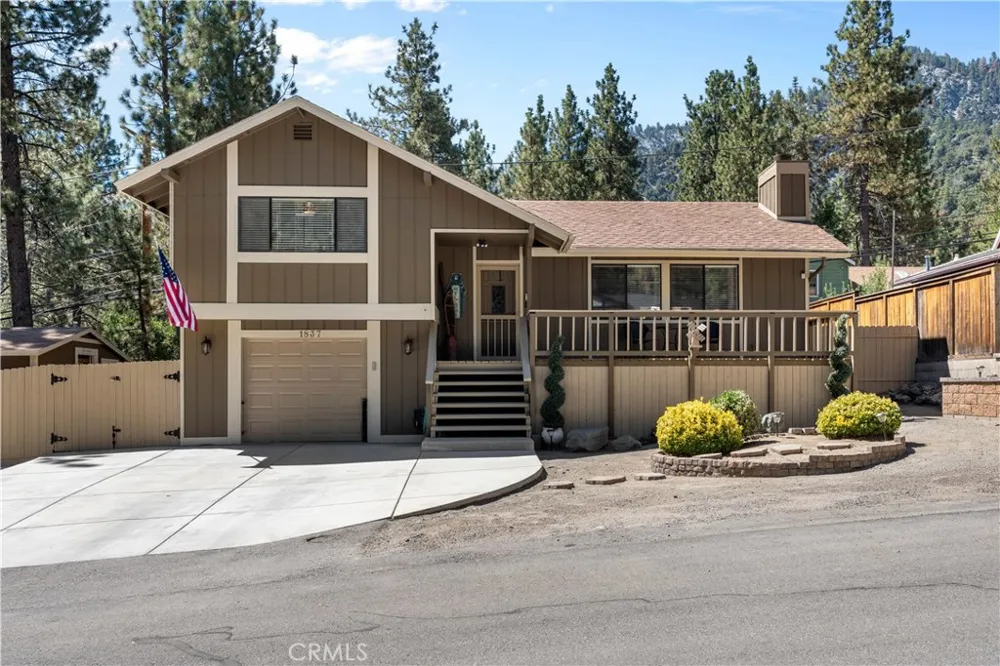 1837 Twin Lakes Wrightwood, CA 92397