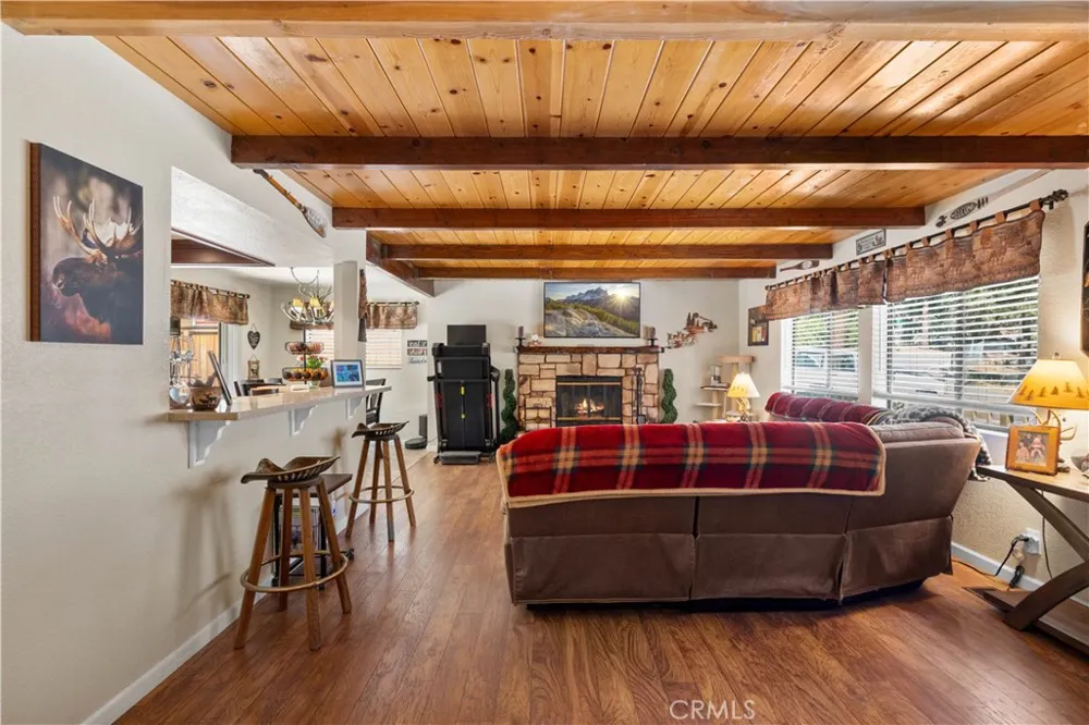 1837 Twin Lakes Wrightwood, CA 92397