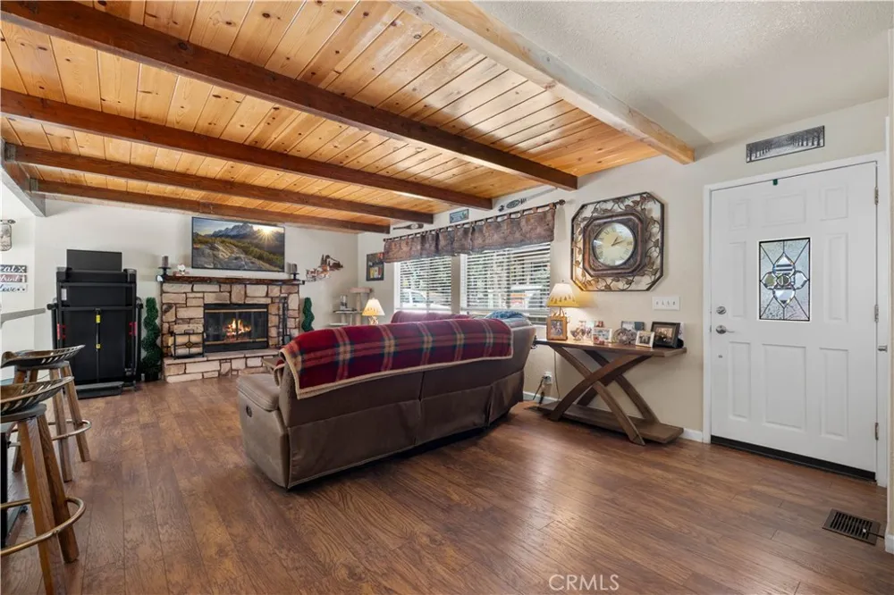 1837 Twin Lakes Wrightwood, CA 92397