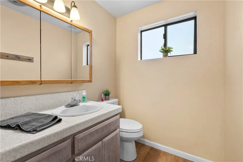 1837 Twin Lakes Wrightwood, CA 92397