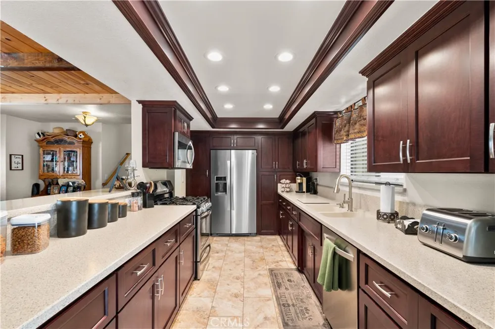 1837 Twin Lakes Wrightwood, CA 92397