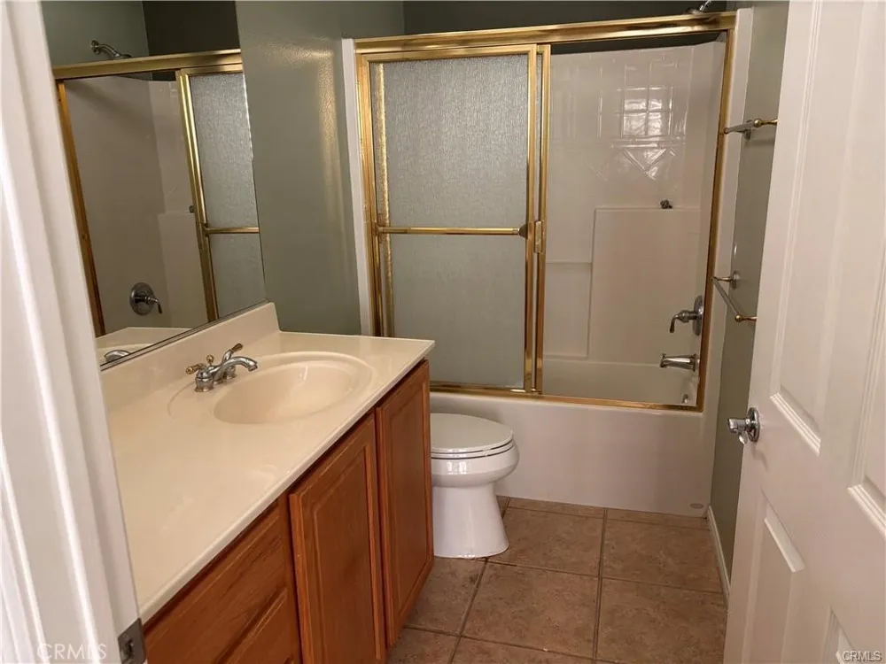 6329 Myrtle Beach Banning, CA 92220