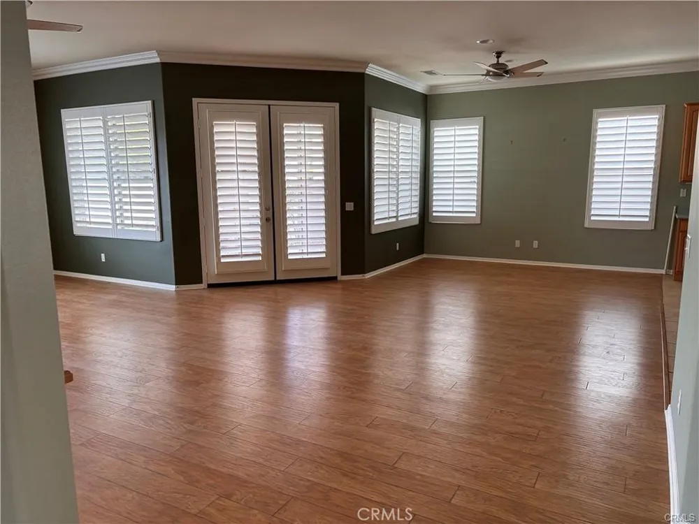 6329 Myrtle Beach Banning, CA 92220