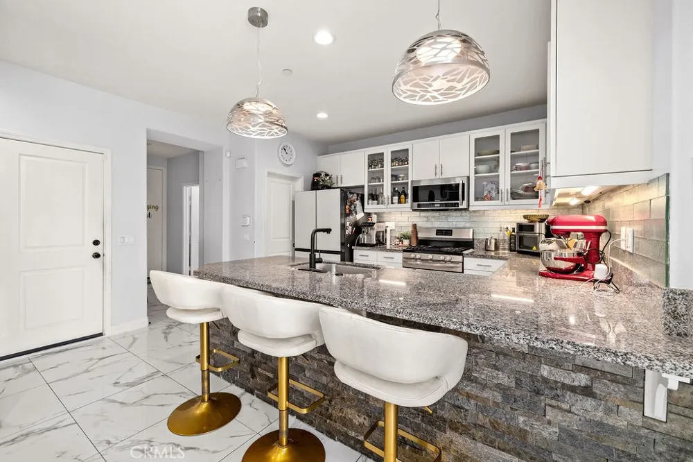 3933 Iron Mountain Jurupa Valley, CA 92509