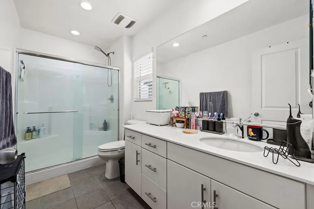 3933 Iron Mountain Jurupa Valley, CA 92509