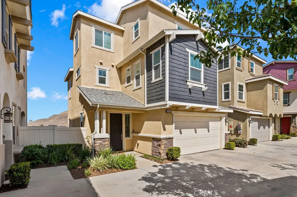 3933 Iron Mountain Jurupa Valley, CA 92509