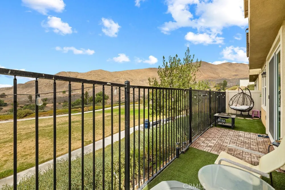 3933 Iron Mountain Jurupa Valley, CA 92509