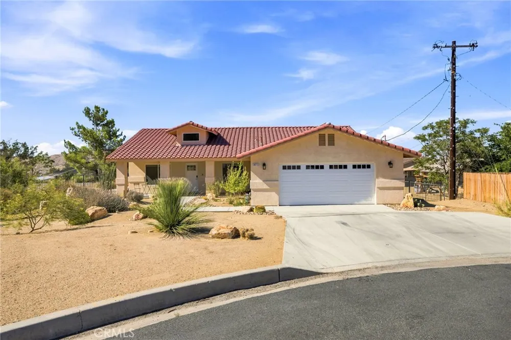 58772 La Mirada Trail Yucca Valley, CA 92284