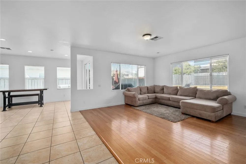 2991 Crooked Branch Way San Jacinto, CA 92582
