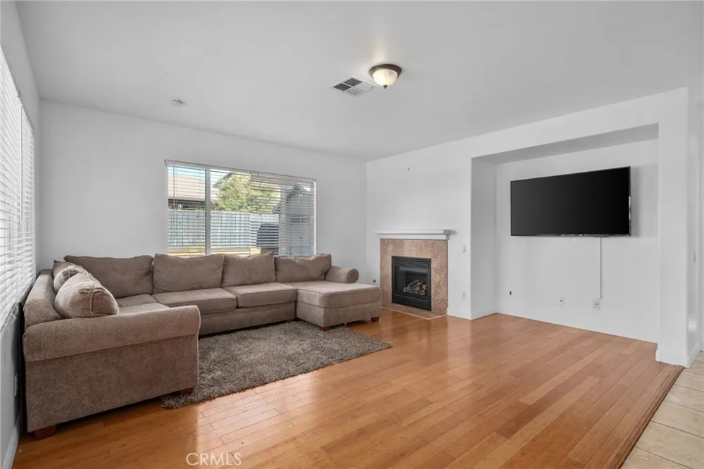 2991 Crooked Branch Way San Jacinto, CA 92582