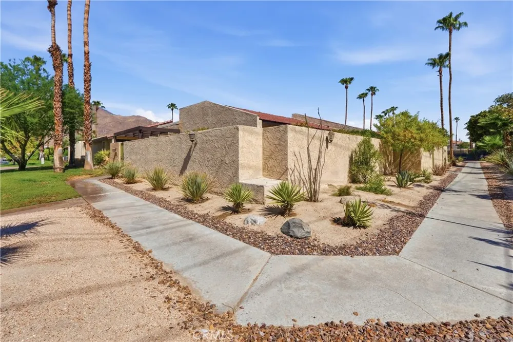 1470 E Andreas Road Palm Springs, CA 92262