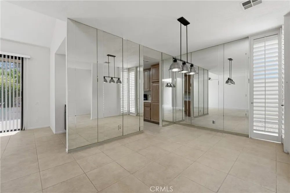 1470 E Andreas Road Palm Springs, CA 92262