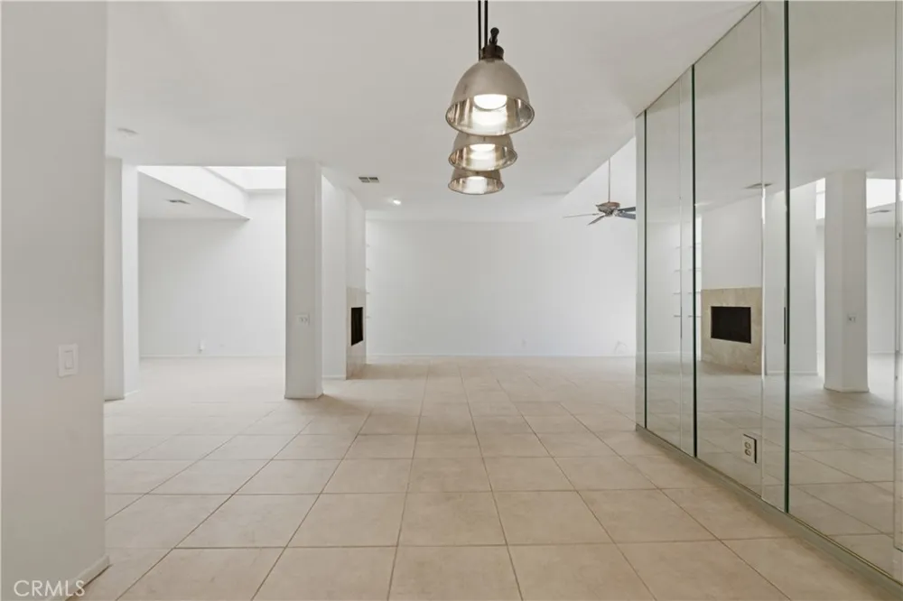 1470 E Andreas Road Palm Springs, CA 92262