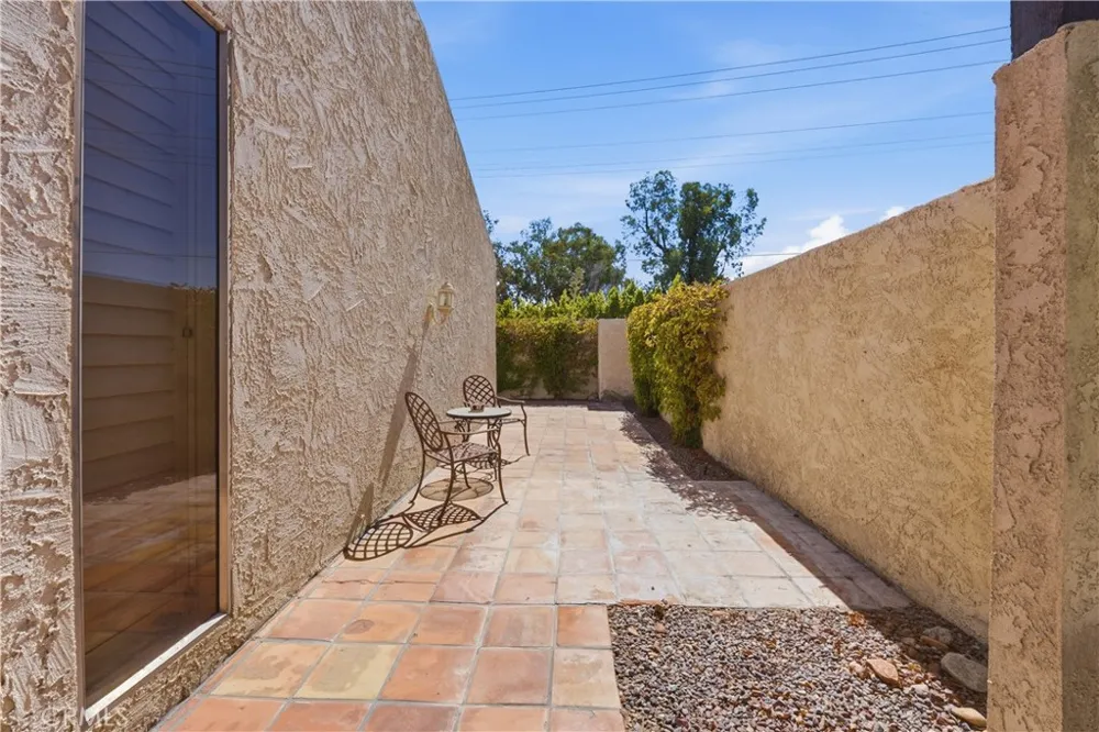1470 E Andreas Road Palm Springs, CA 92262